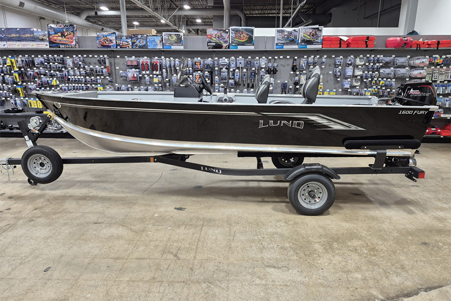 Lund 2026 1600 Fury SS with Mercury 40ELPT Outboard Engine